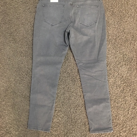 Never worn Old Navy Gray Pants Size 14 - Picture 4 of 5